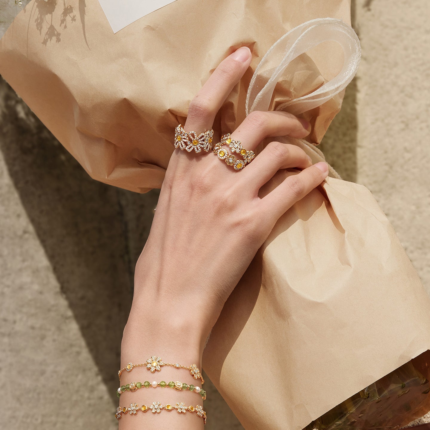 Daisy Floral Band Ring (Shipping from March 21th)