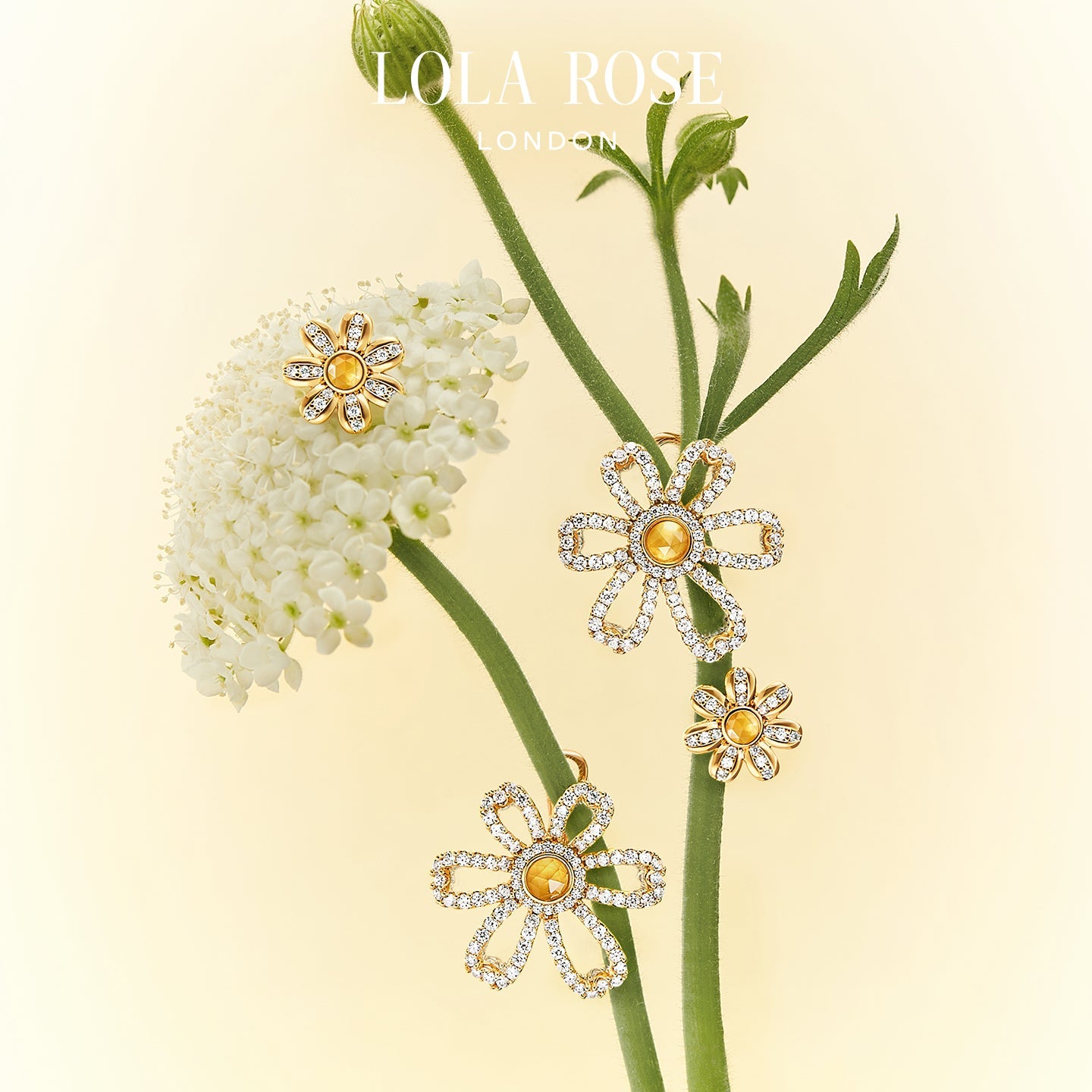 Daisy Stud Earrings (Shipping from March 21th)